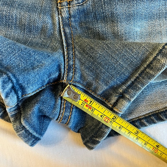 Set of 2 size 4 American Eagle shorts - Picture 5 of 10